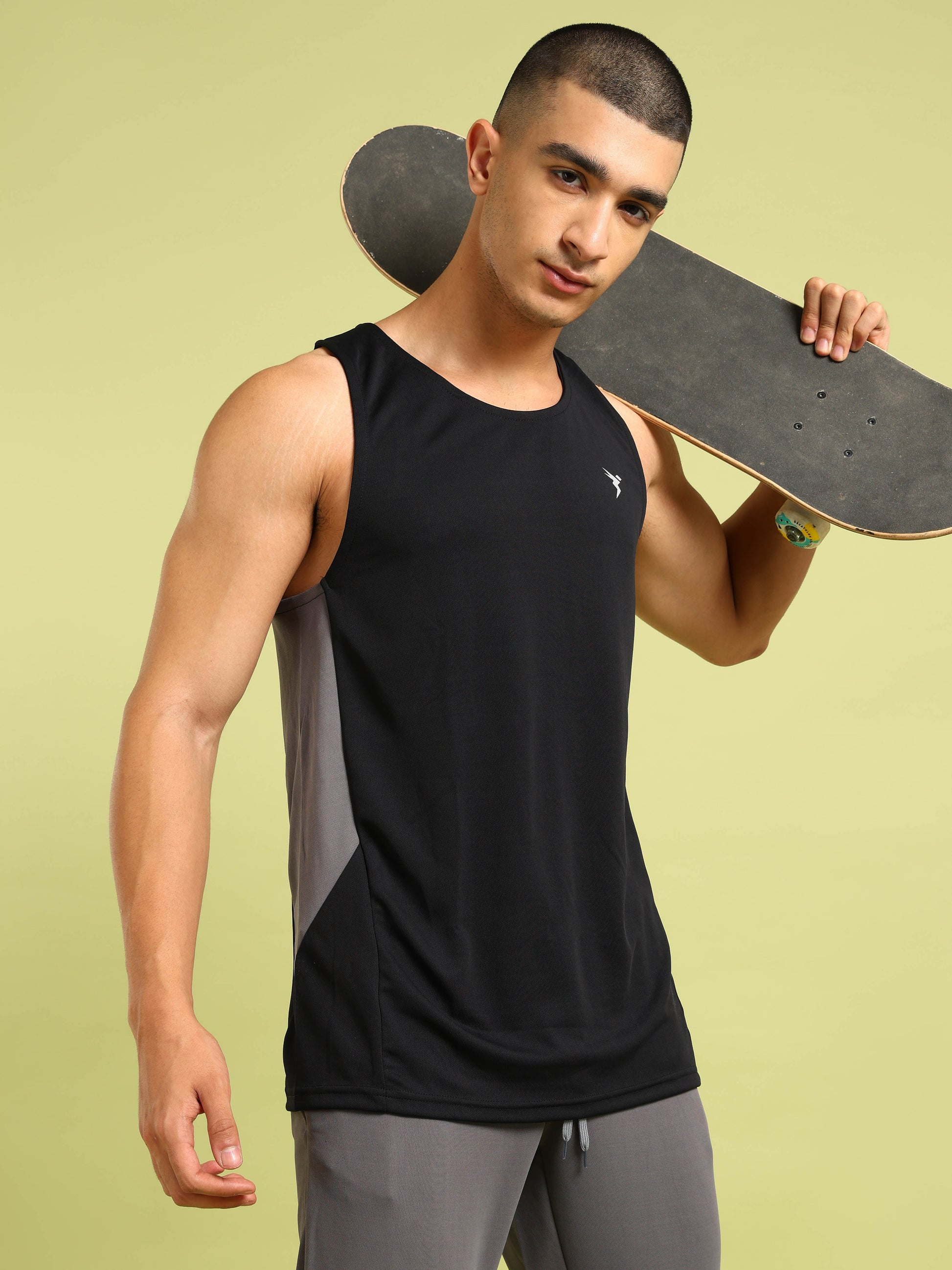TECHNOSPORT  Men Vest  P776
