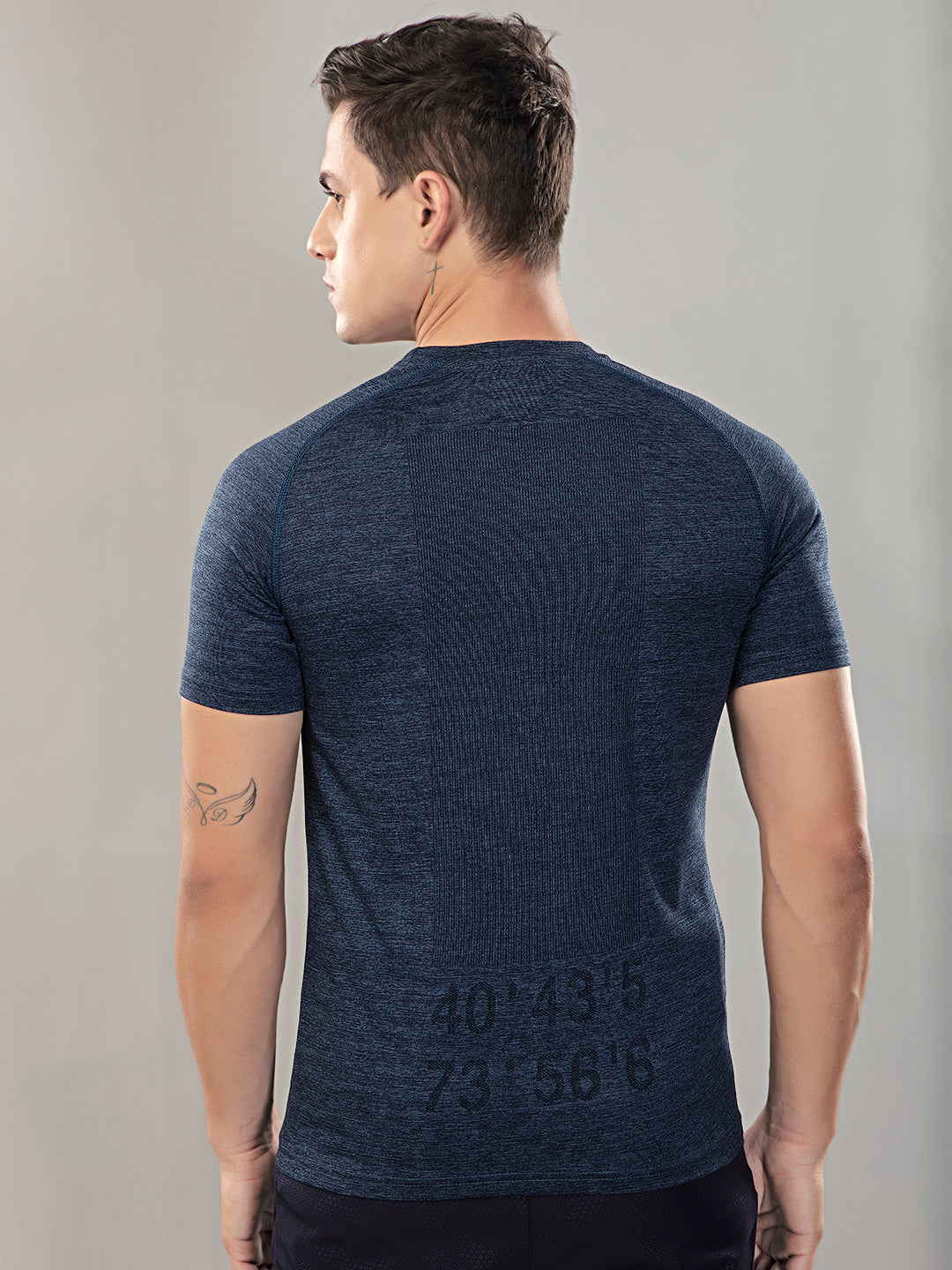Sport Sun Seamless Round Neck