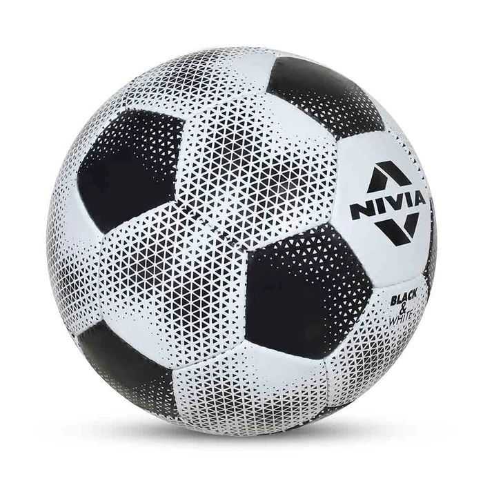 NIVIA FOOTBALL Black & White