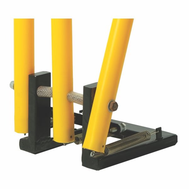 VIXEN CRICKET SPRING RETURN STUMP SET WITH PLASTIC STUMPS 2 set(master packing)